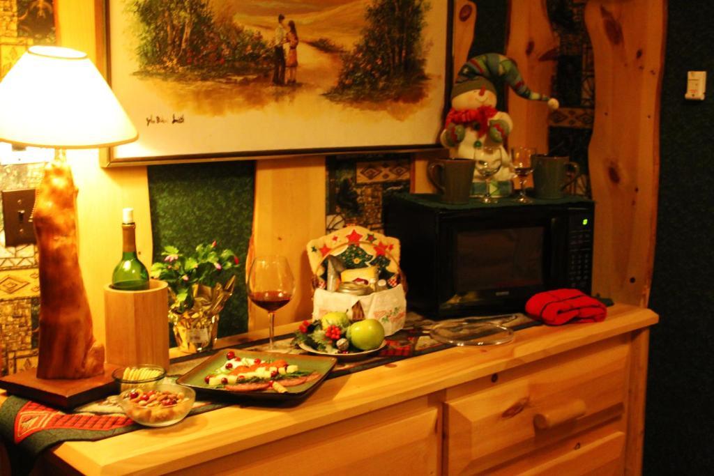 Lake Clear Lodge Экстерьер фото