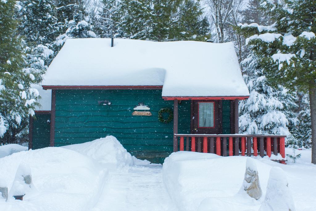 Lake Clear Lodge Экстерьер фото