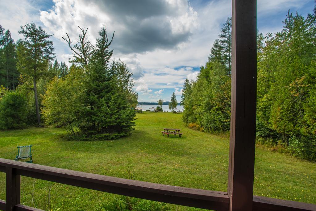 Lake Clear Lodge Экстерьер фото