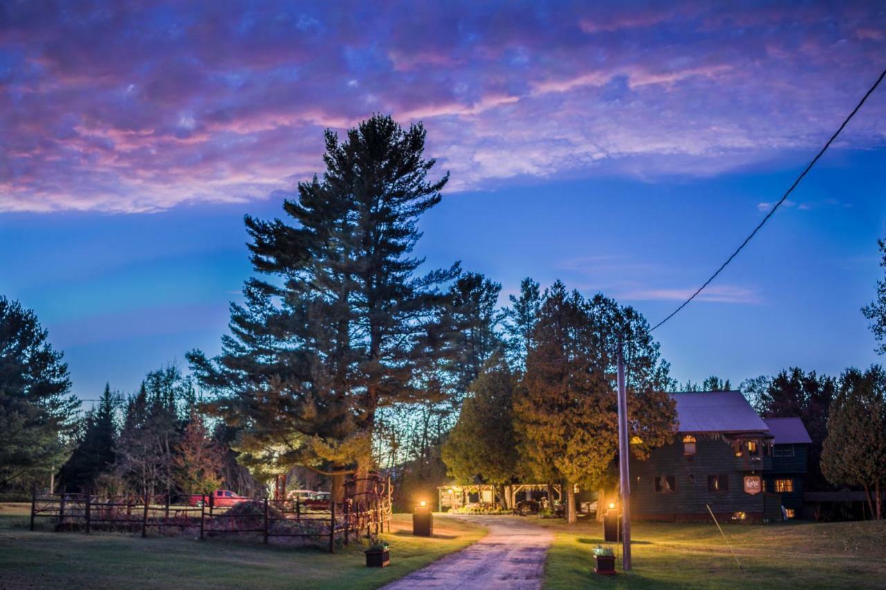 Lake Clear Lodge Экстерьер фото
