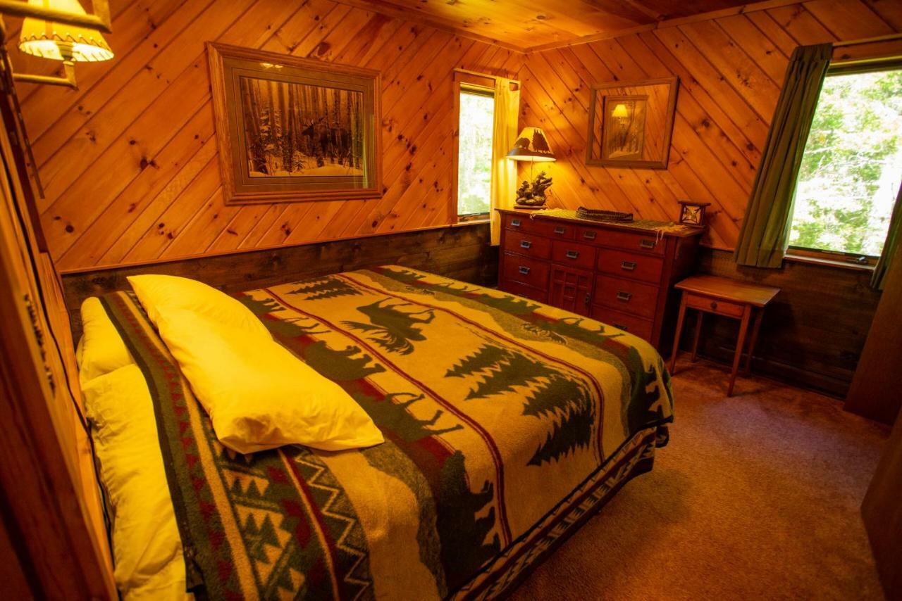 Lake Clear Lodge Экстерьер фото